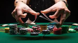 fafafafa APP ဖြင့် Live Casino နှင့် Slots ကစားနေသော မြန်မာ ကစားသမား